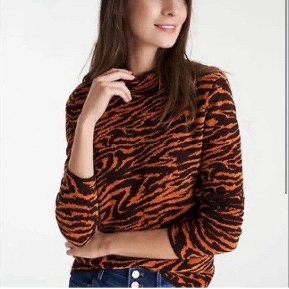 Ann Taylor | Sweaters | Ann Taylor Mock Neck Tiger Print Sweater Size ...